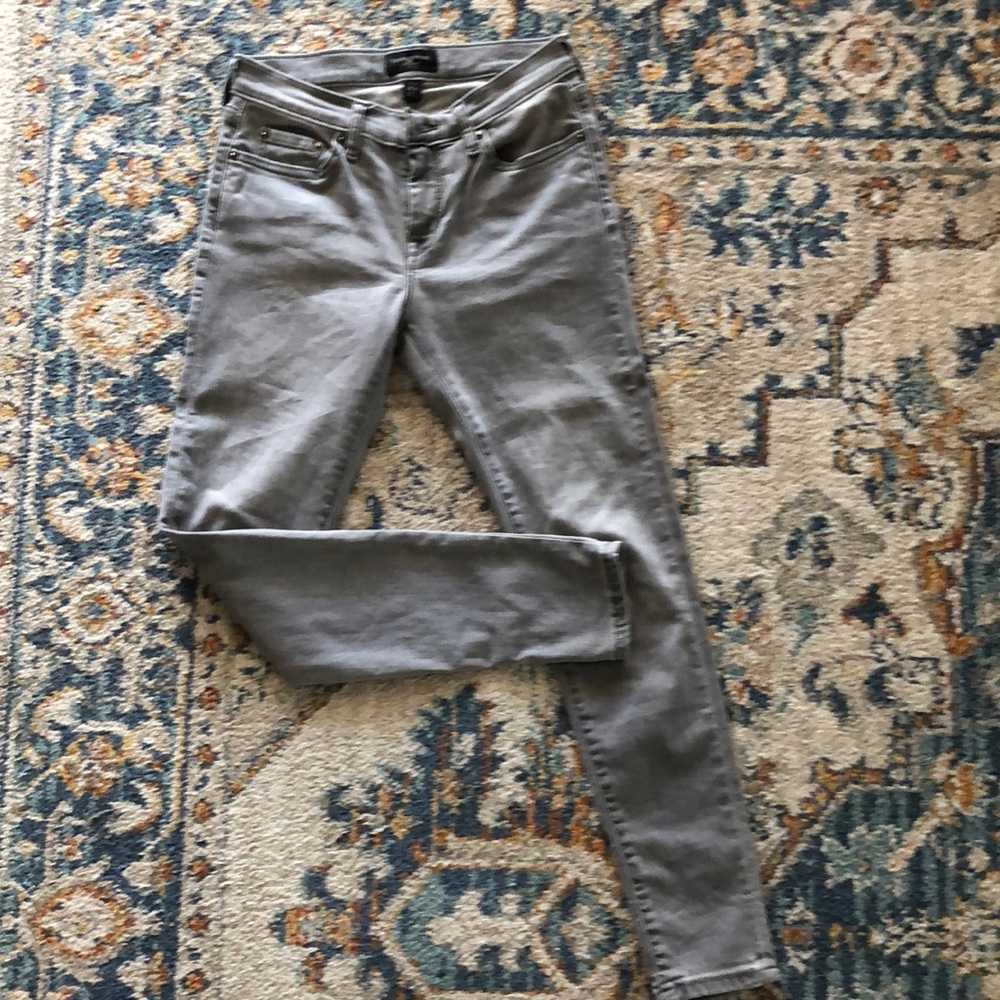 Banana Republic light grey stretch “sculpt skinny”